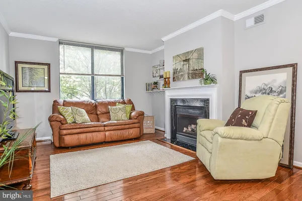 $465,000 | 3830 9th Street North, Unit 202W, Arlington, VA 22203