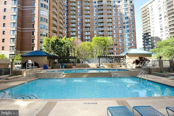 $465,000 | 3830 9th Street North, Unit 202W, Arlington, VA 22203