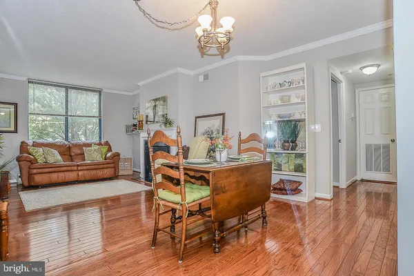 $465,000 | 3830 9th Street North, Unit 202W, Arlington, VA 22203