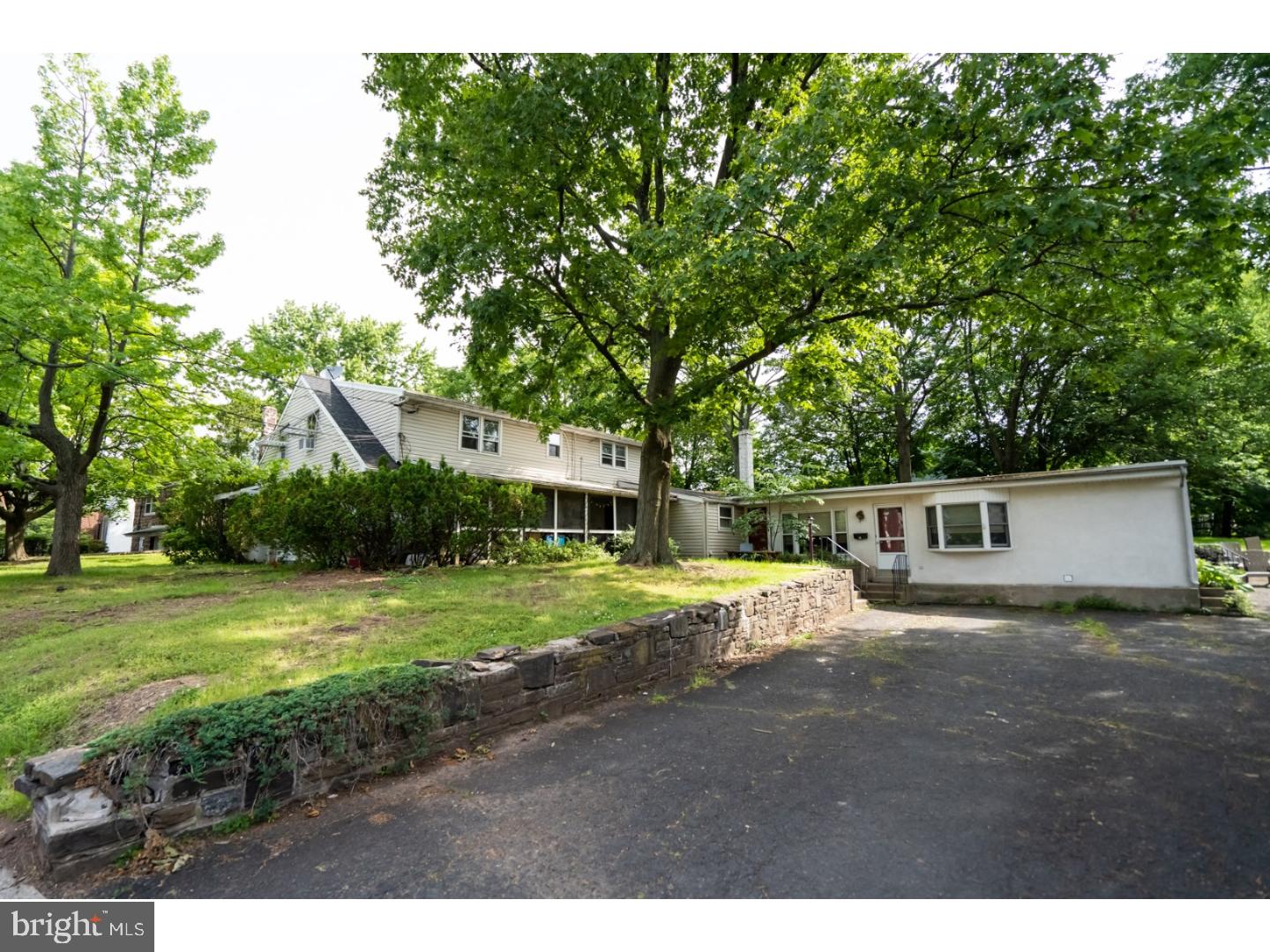 63 North 5th Street Souderton, PA 18964 - Photo 2 of 22