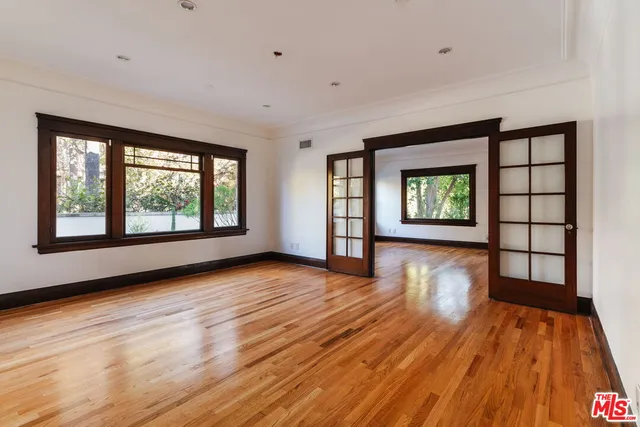 $8,000 | 2027 Canyon Drive, Los Angeles, CA 90068