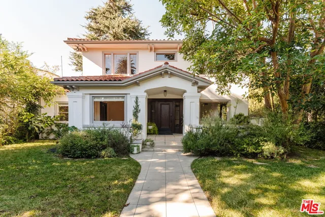 $8,000 | 2027 Canyon Drive, Los Angeles, CA 90068