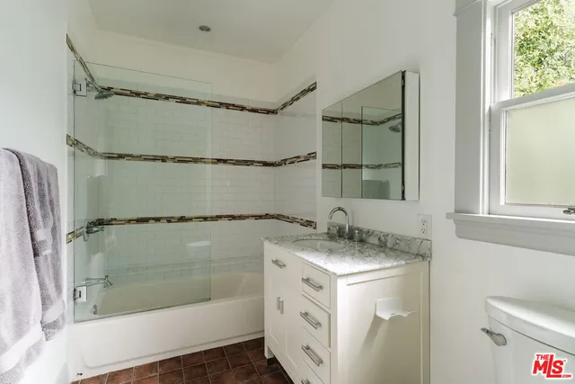 $8,000 | 2027 Canyon Drive, Los Angeles, CA 90068