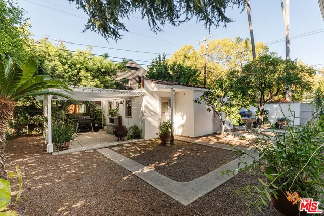 $8,000 | 2027 Canyon Drive, Los Angeles, CA 90068