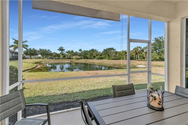 $296,500 | 350 Newport Drive, Unit 1902, Naples, FL 34114