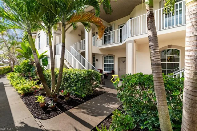 $296,500 | 350 Newport Drive, Unit 1902, Naples, FL 34114