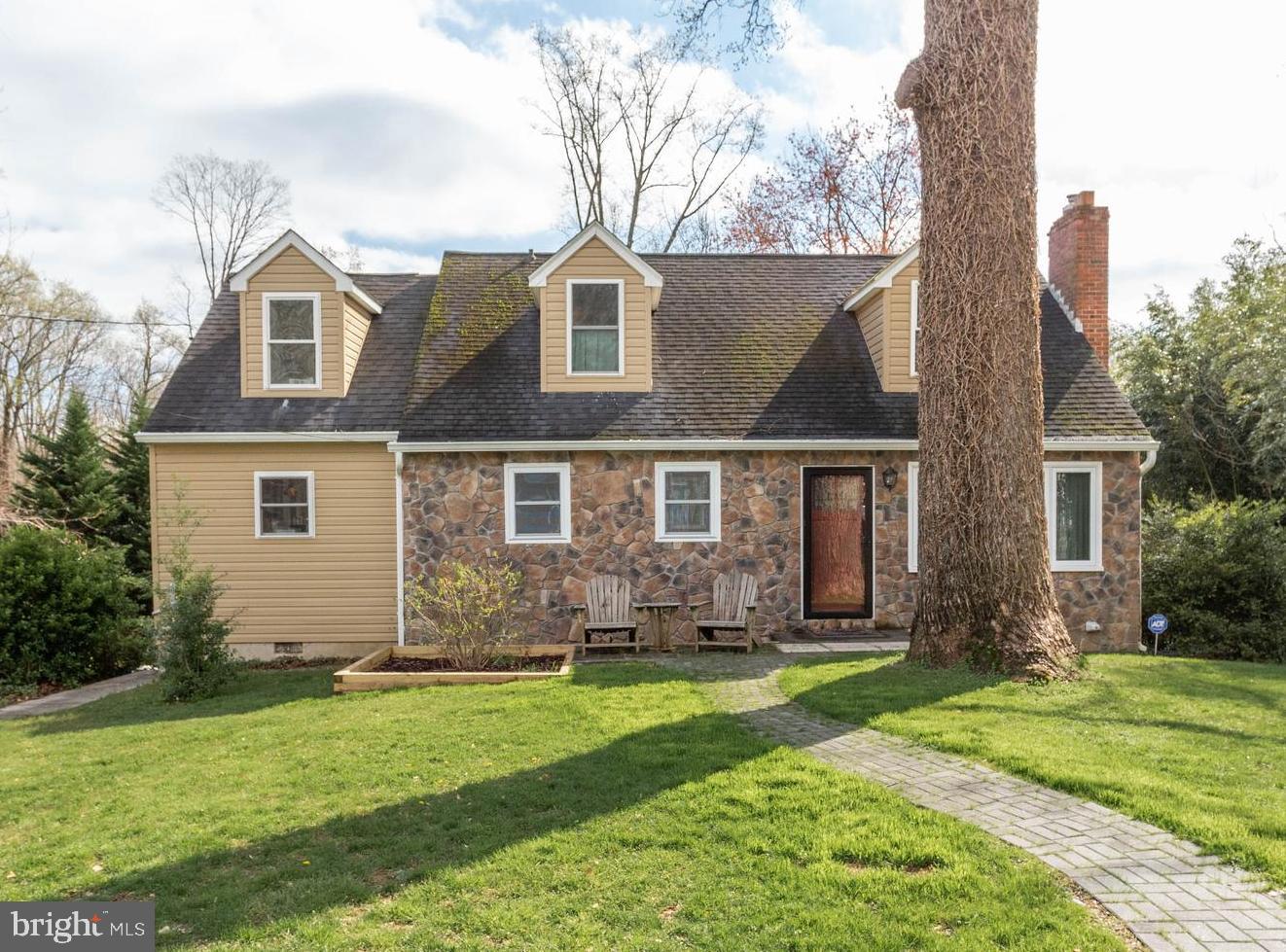 1249 Maple Road Arnold, MD 21012 - Photo 1 of 44 Gallery Image 1