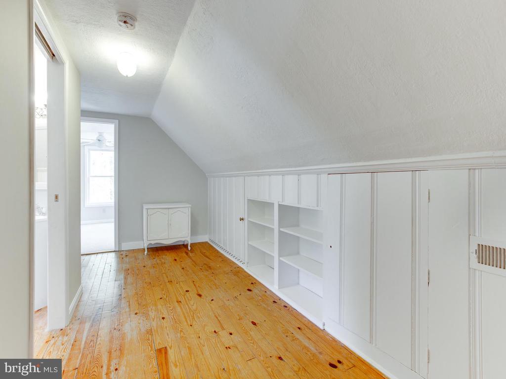 1249 Maple Road Arnold, MD 21012 - Photo 30 of 44 Gallery Image 30