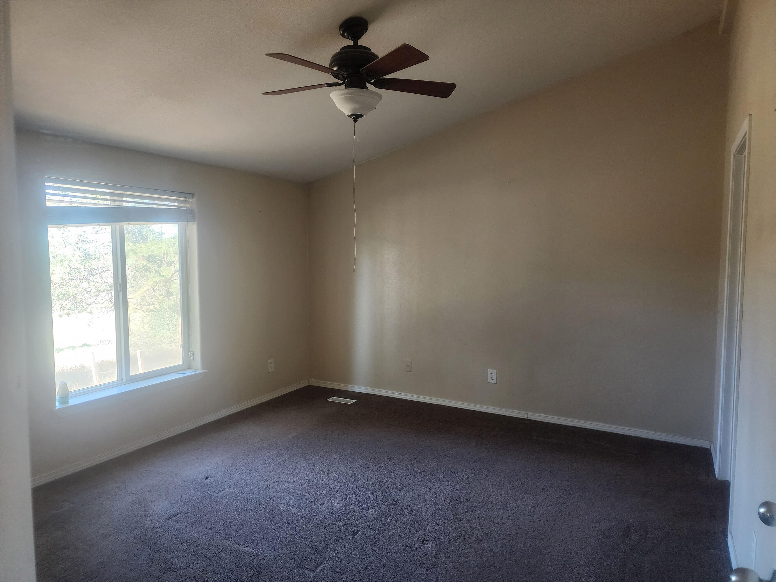 19463 Patten Meadow Road Lakeview, OR 97630 - Photo 21 of 48 20240626_100056