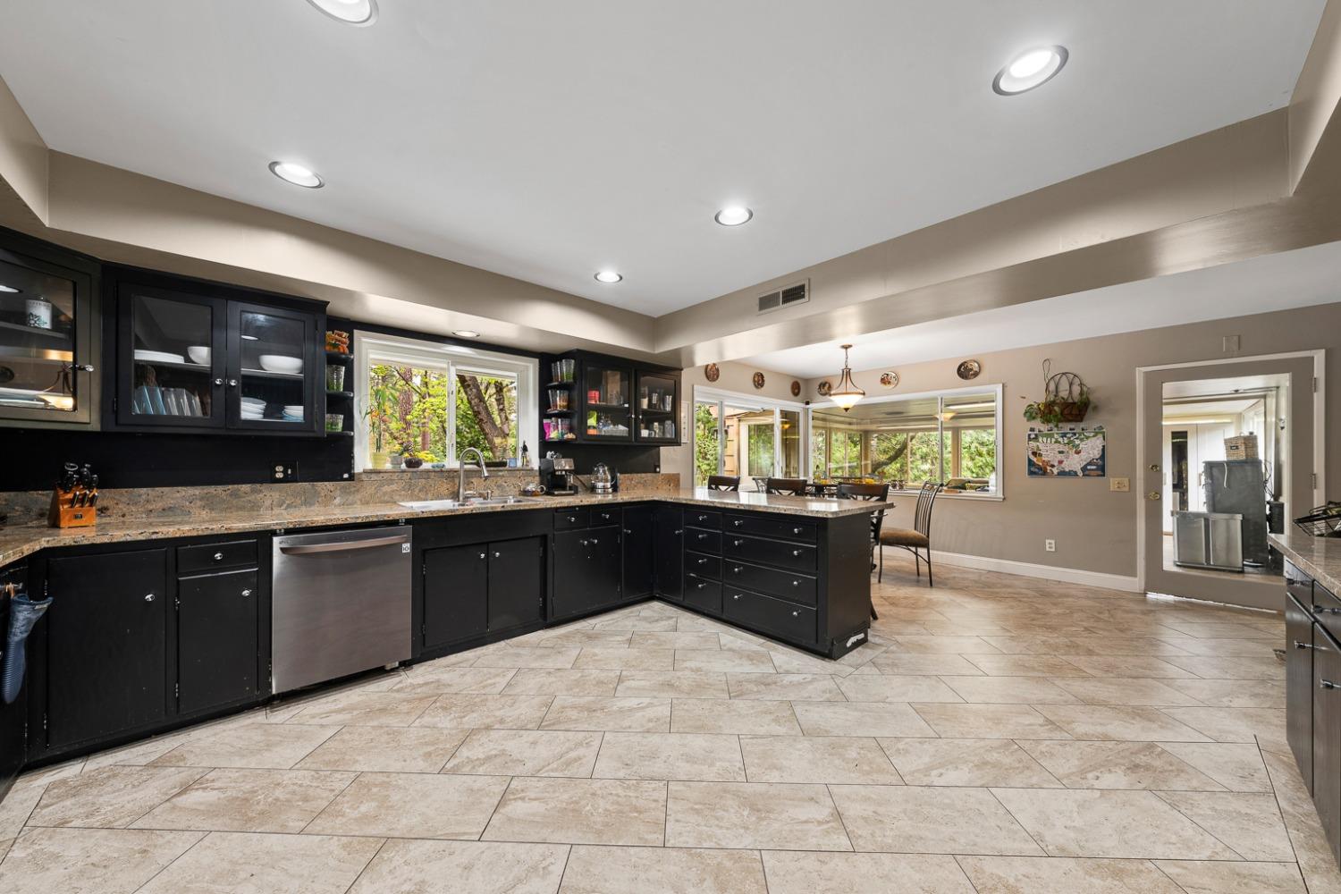 339 Alpine Drive Colfax, CA 95713 - Photo 12 of 58