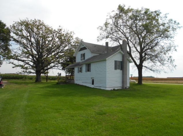 5988 South Loomis Road Shepherd, MI 48883 - Photo 2 of 20 1807807-1.JPG