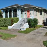 $2,900 | 2535 Peniston Street, New Orleans, LA 70115