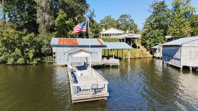 $390,000 | 85 Cool Springs Lane, Quincy, FL 32351