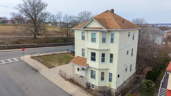 $699,000 | 221 Beach Street, Fall River, MA 02721