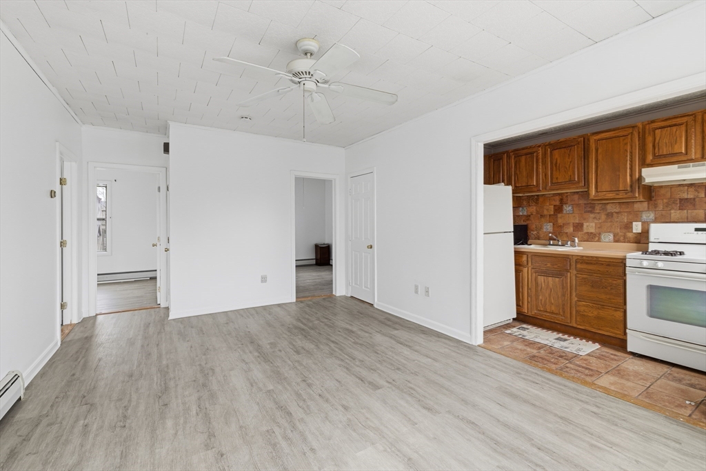 221 Beach Street Fall River, MA 02721 - Photo 8 of 32