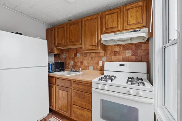 $699,000 | 221 Beach Street, Fall River, MA 02721