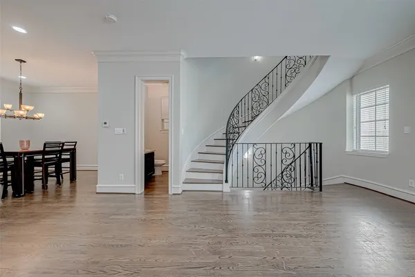 $3,500 | 5226 Kiam Street, Unit 1002, Houston, TX 77007