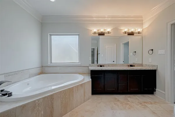 $3,500 | 5226 Kiam Street, Unit 1002, Houston, TX 77007