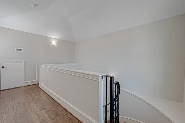 $3,500 | 5226 Kiam Street, Unit 1002, Houston, TX 77007