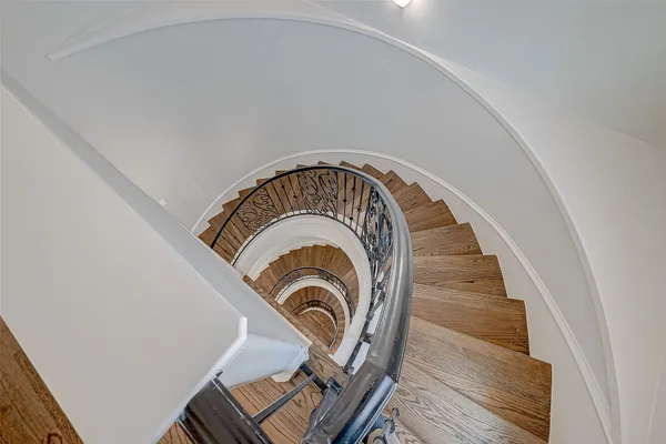 $3,500 | 5226 Kiam Street, Unit 1002, Houston, TX 77007