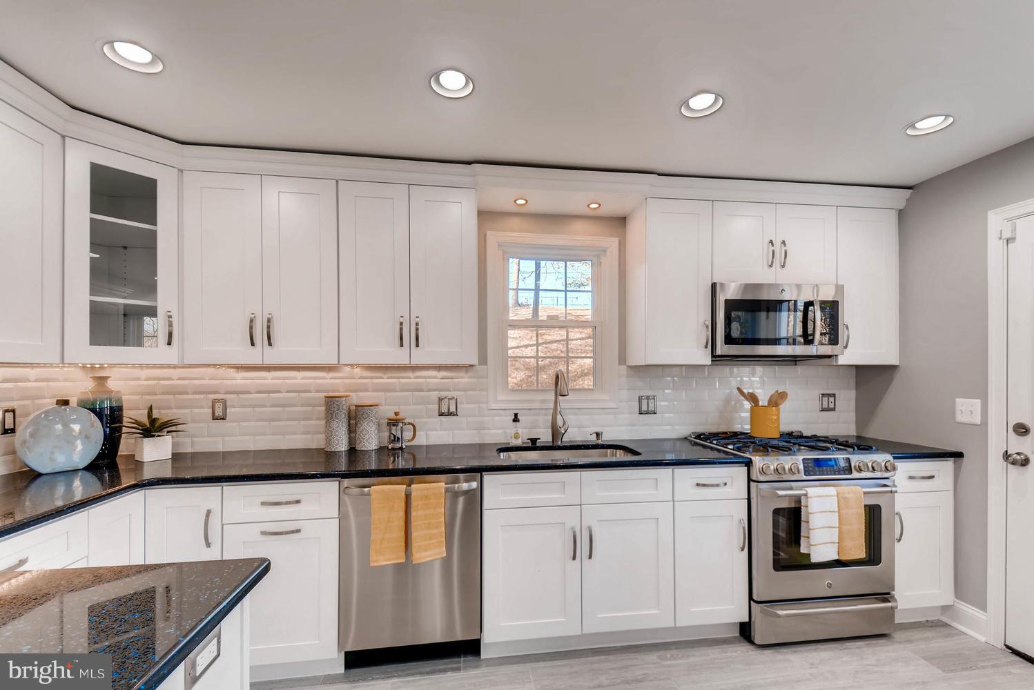 206 Patann Road Lutherville-Timonium, MD 21093 - Photo 9 of 28 Interior (General)