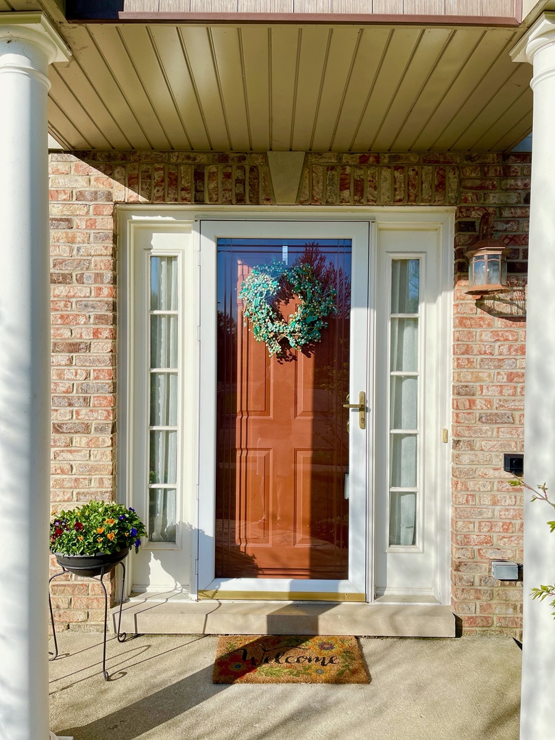 150 South Oakleaf Road Algonquin, IL 60102 - Photo 3 of 31