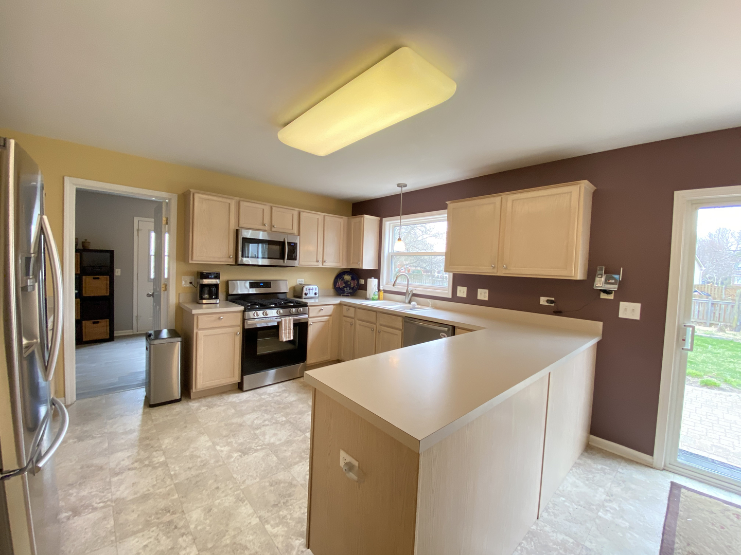 150 South Oakleaf Road Algonquin, IL 60102 - Photo 10 of 31