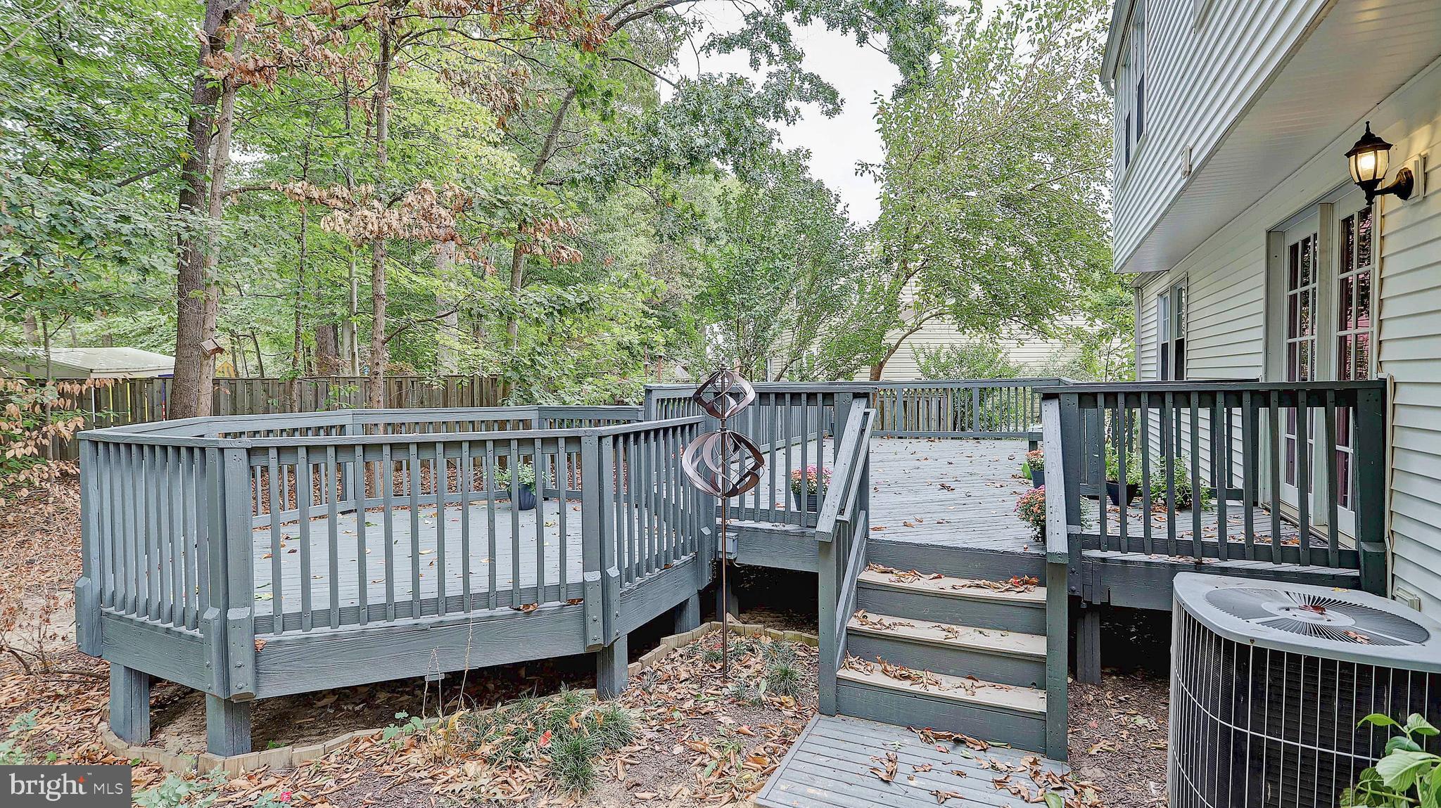 8500 Falling Leaf Road Springfield, VA 22153 - Photo 21 of 23 Side view of the porch/deck.
