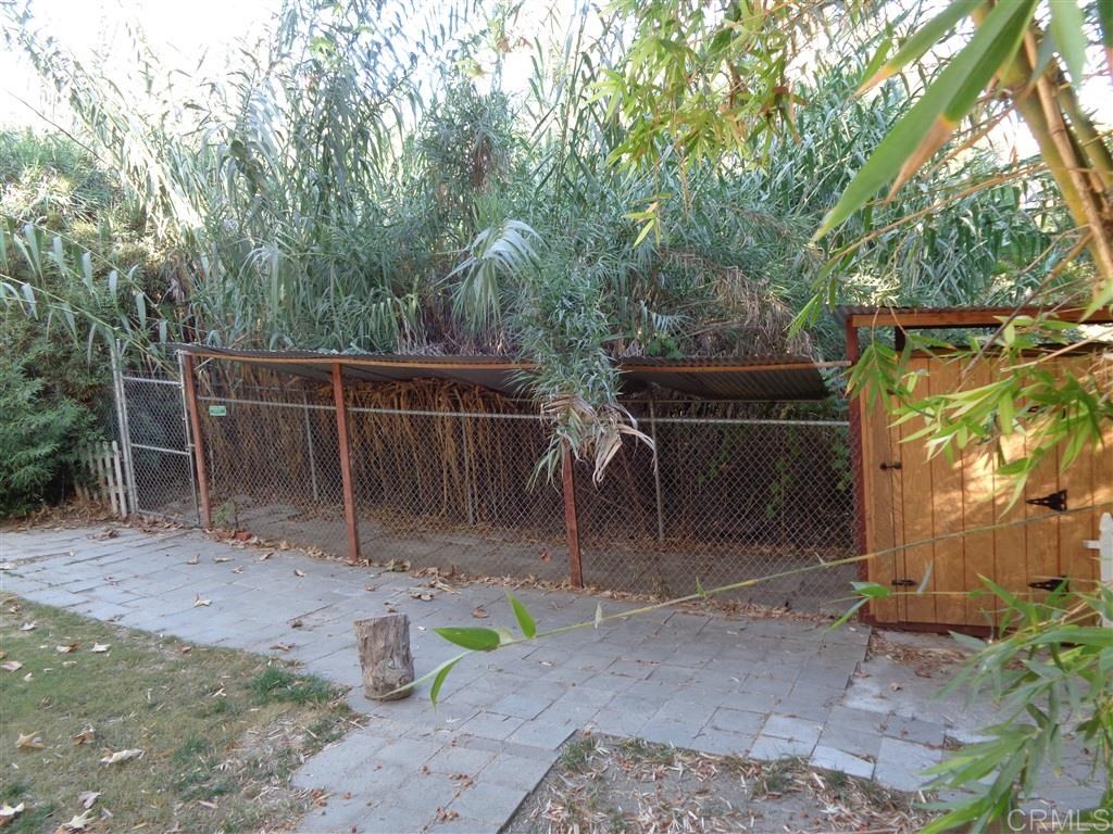 1310 Live Oak Park Road South Fallbrook, CA 92028 - Photo 17 of 25 Gallery Image 17