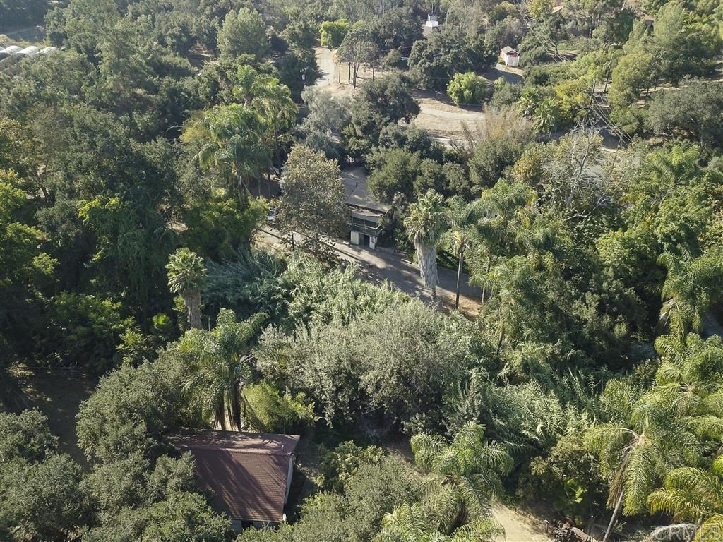 1310 Live Oak Park Road South Fallbrook, CA 92028 - Photo 20 of 25 Gallery Image 20