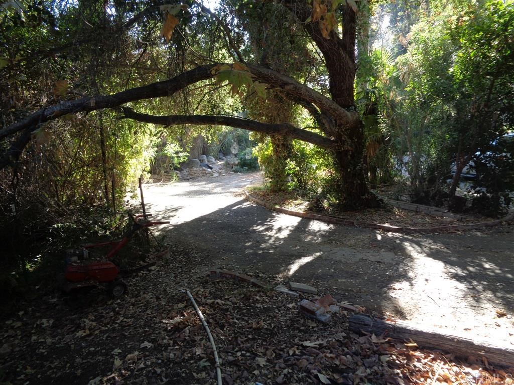 1310 Live Oak Park Road South Fallbrook, CA 92028 - Photo 5 of 25 Gallery Image 5