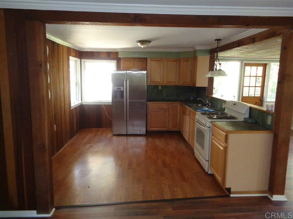1310 Live Oak Park Road South Fallbrook, CA 92028 - Photo 9 of 25 Gallery Image 9