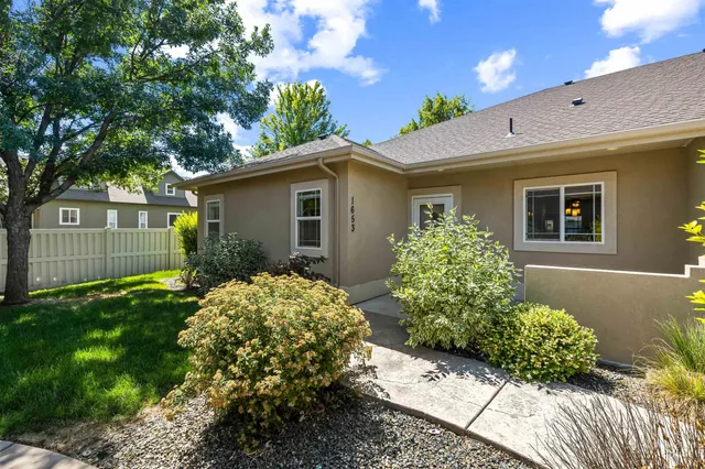 $425,000 | 1653 East Horse Creek Court, Meridian, ID 83642
