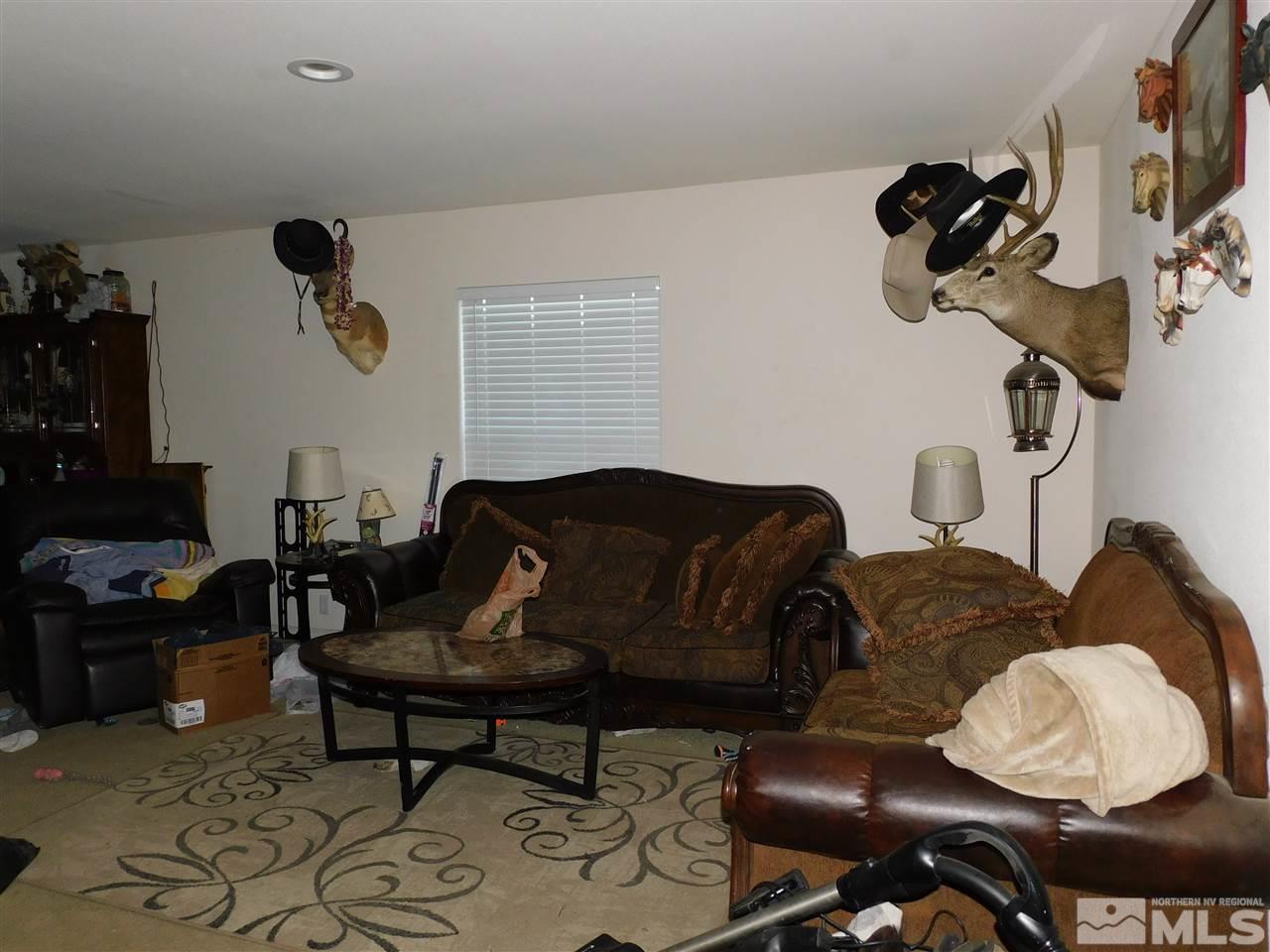 17875 Fantail Circle Reno, NV 89508 - Photo 8 of 15 a living room with furniture