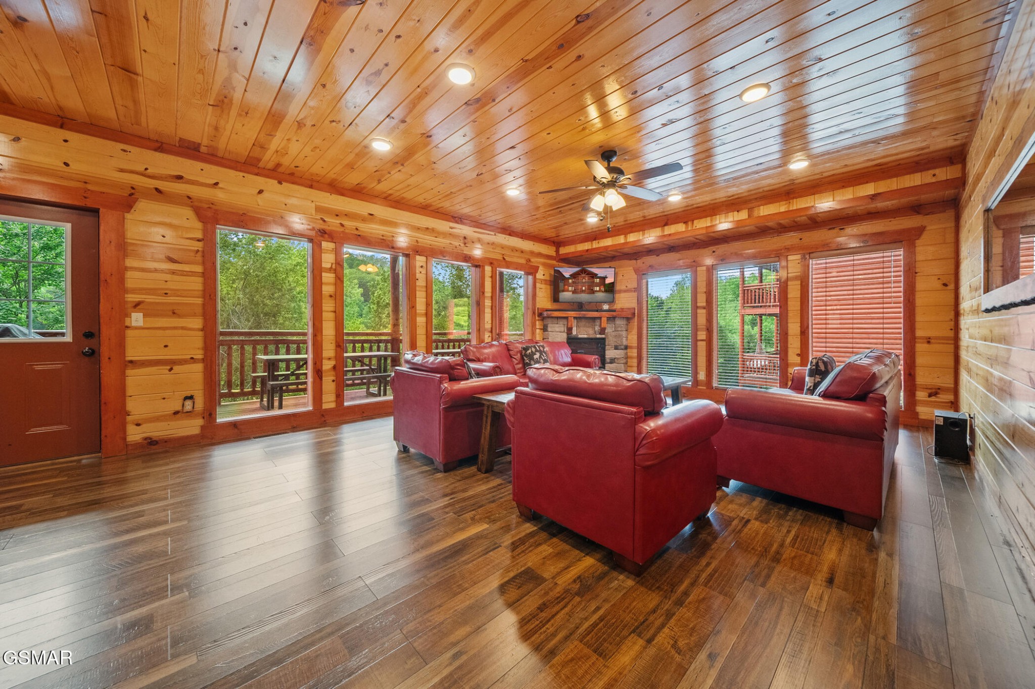 3238 Smoky Ridge Way Sevierville, TN 37862 - Photo 6 of 55 Gallery Image 6