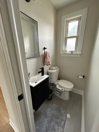 $309,900 | 430 Oak Street, Des Plaines, IL 60016