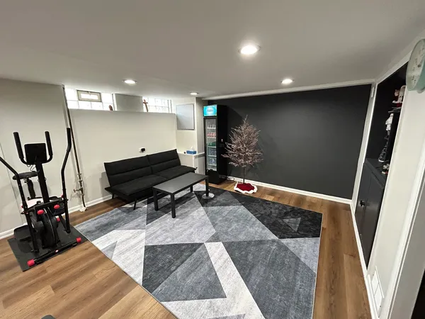 $309,900 | 430 Oak Street, Des Plaines, IL 60016