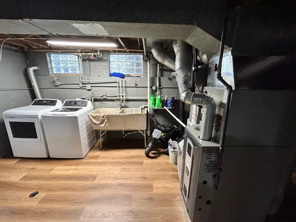 $309,900 | 430 Oak Street, Des Plaines, IL 60016