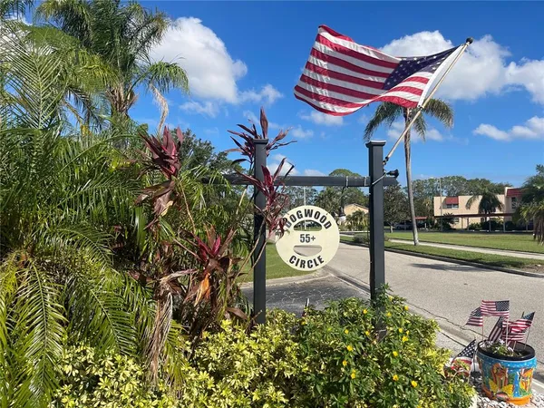 $1,900 | 124 Dogwood Circle, Seminole, FL 33777