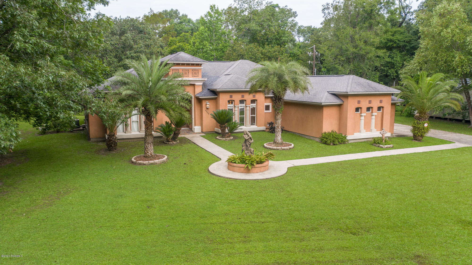 Front Of House Left