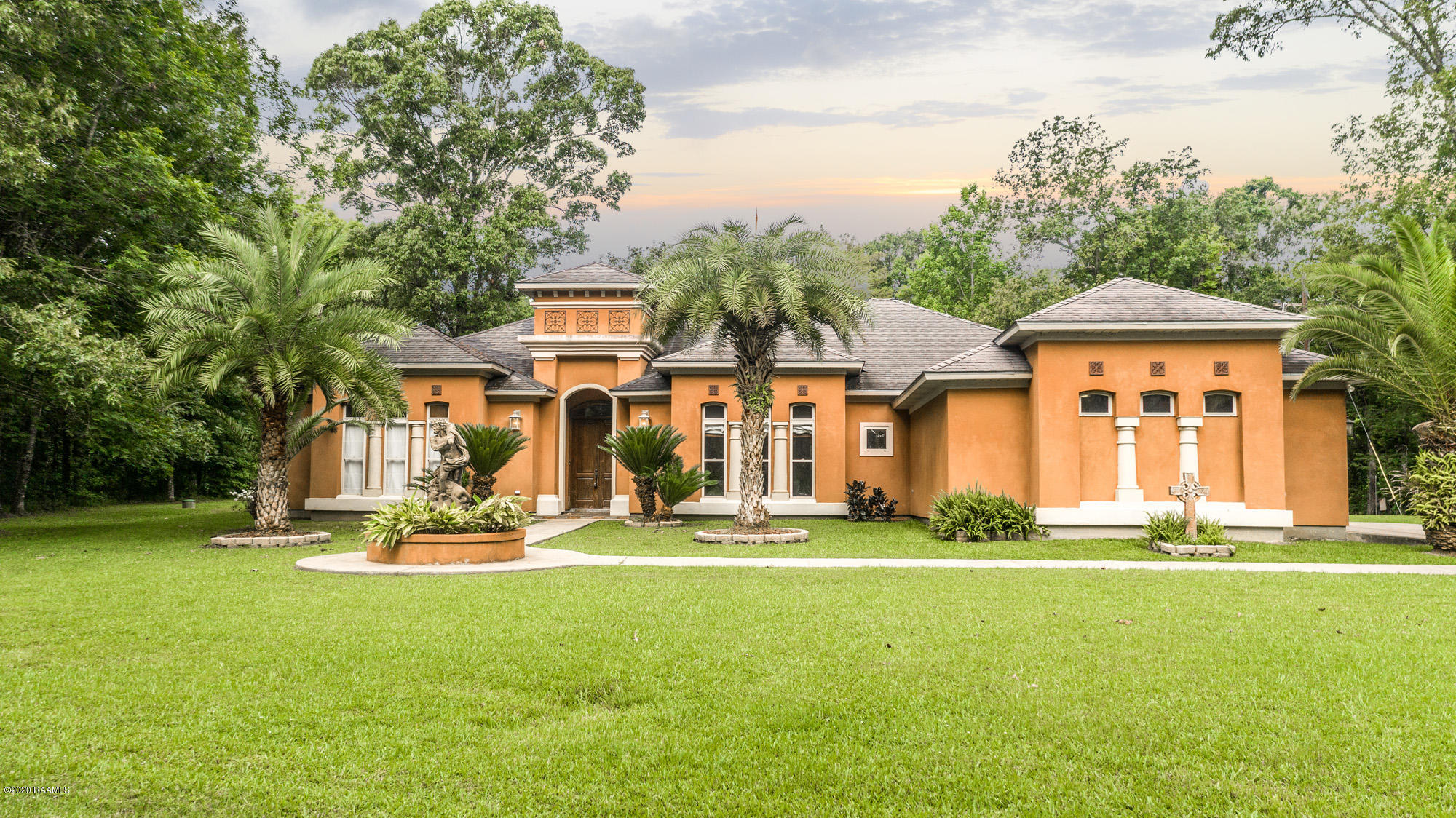 Front Of House MLS