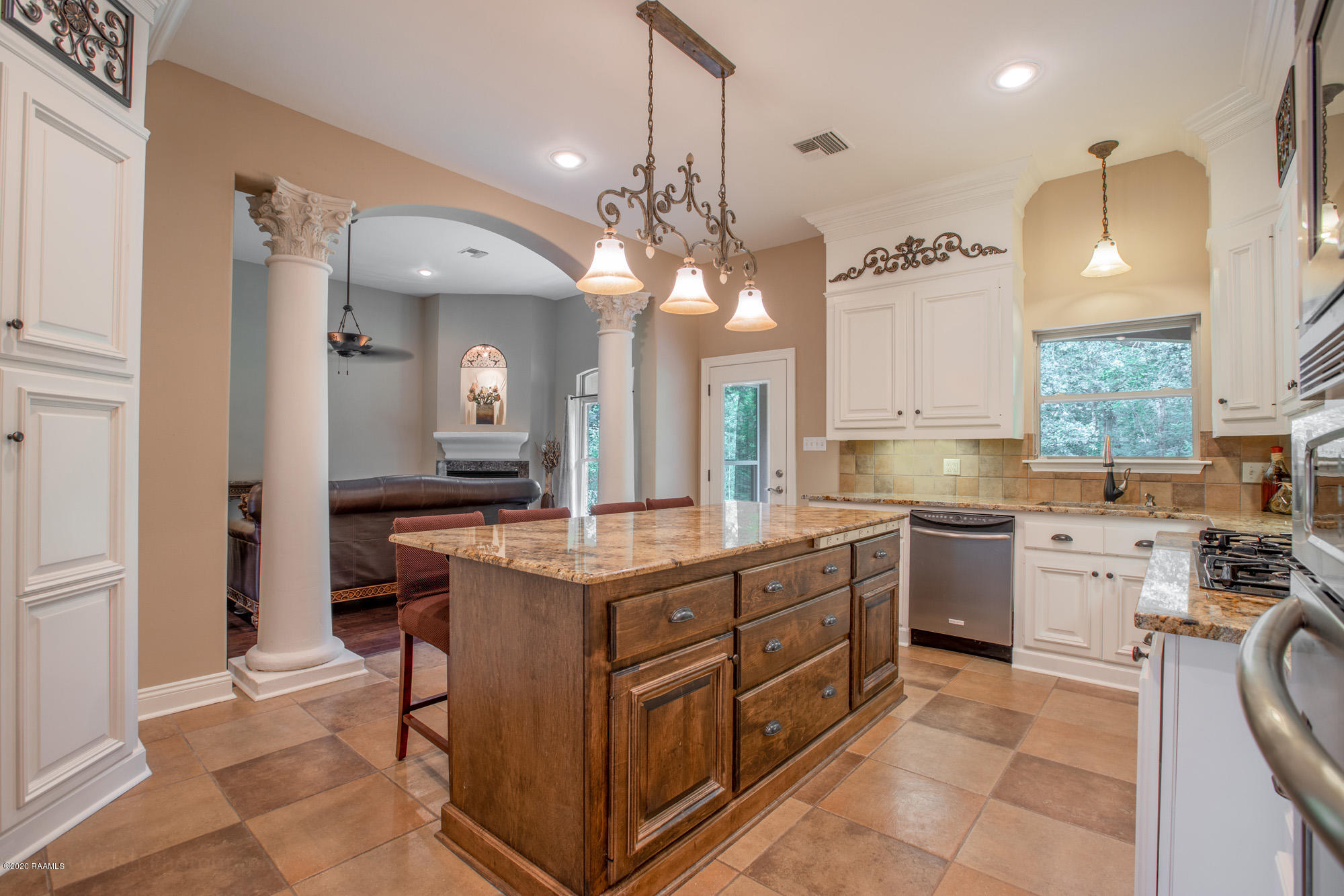 6208 Viator Road Maurice, LA 70555 - Photo 9 of 33 Kitchen 3