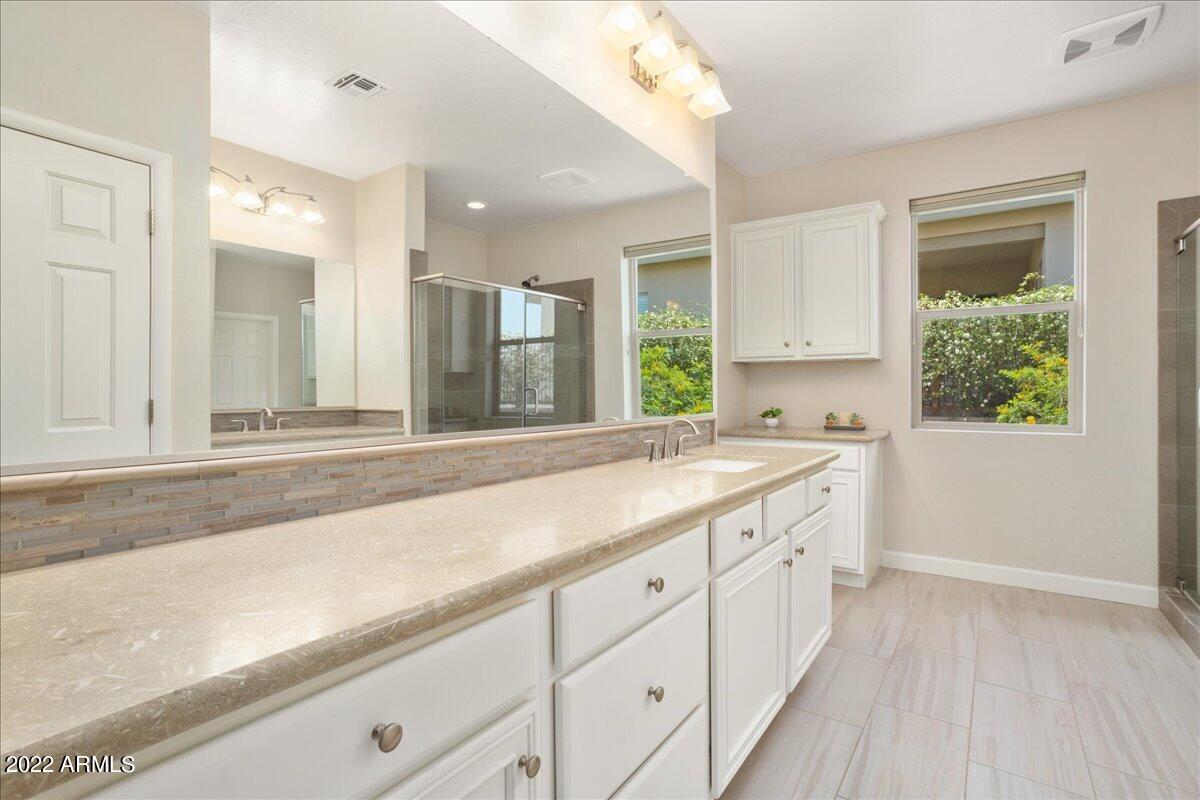3425 Rising Sun Ridge Wickenburg, AZ 85390 - Photo 20 of 38 Owners Bath