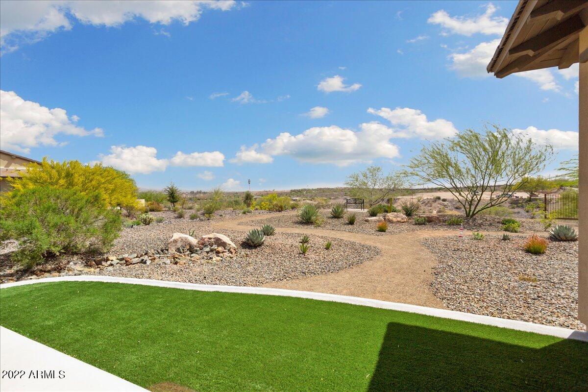 3425 Rising Sun Ridge Wickenburg, AZ 85390 - Photo 31 of 38 32-Backyard