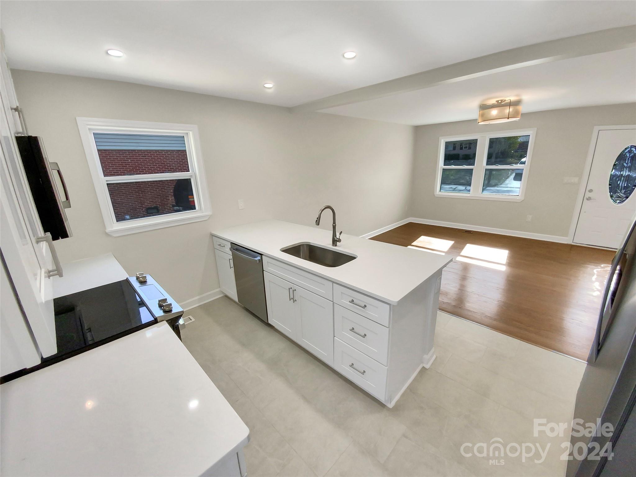 4307 Colebrook Road Charlotte, NC 28215 - Photo 12 of 19 Gallery Image 12