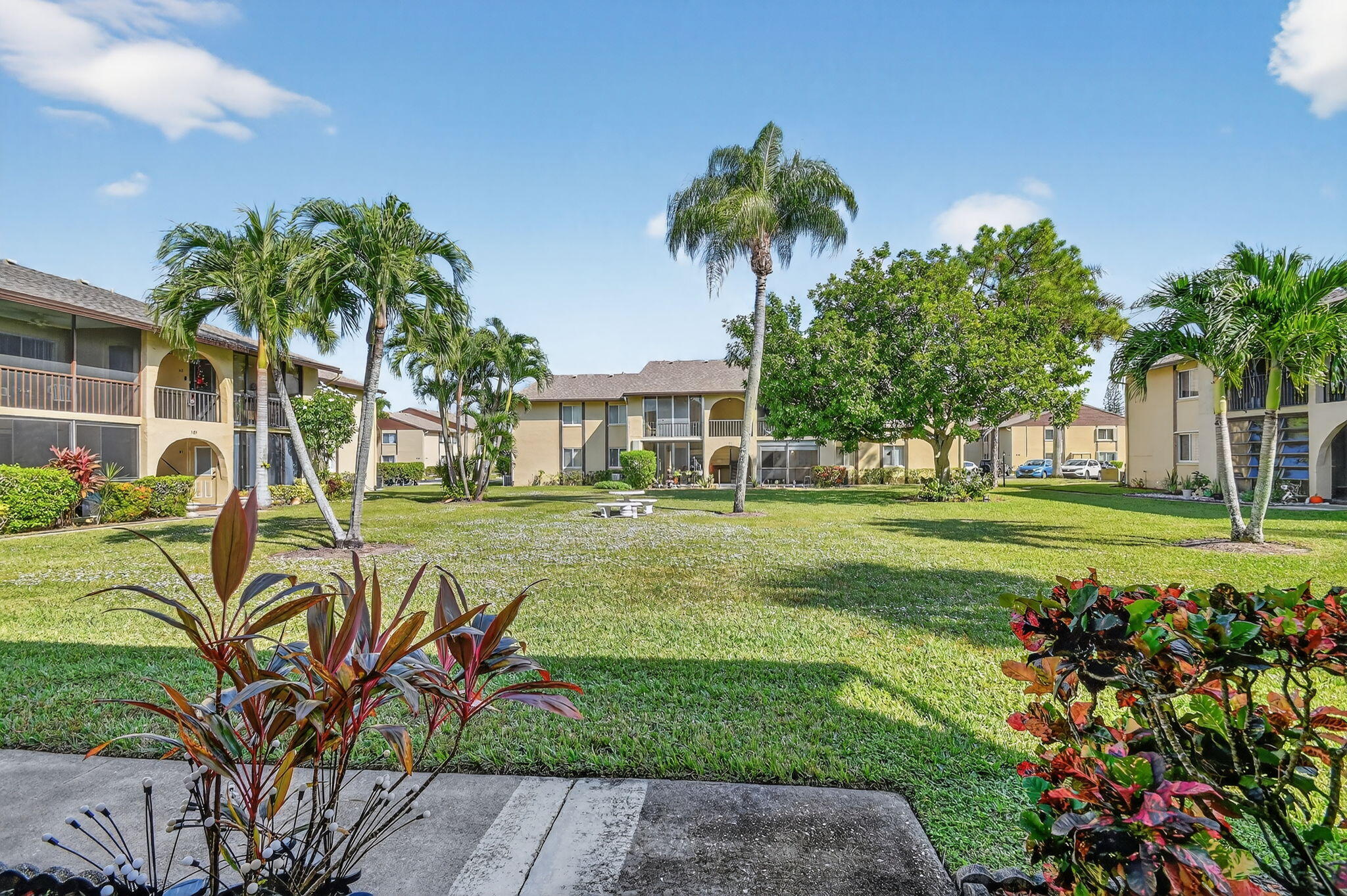 310 Pine Ridge Circle, Unit B1 Greenacres, FL 33463 - Photo 33 of 40 34-web-or-mls-DSC_2922