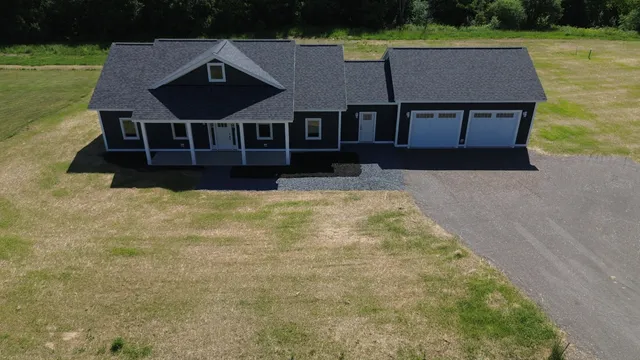 $499,000 | 9 Lilac Lane, Houlton, ME 04730