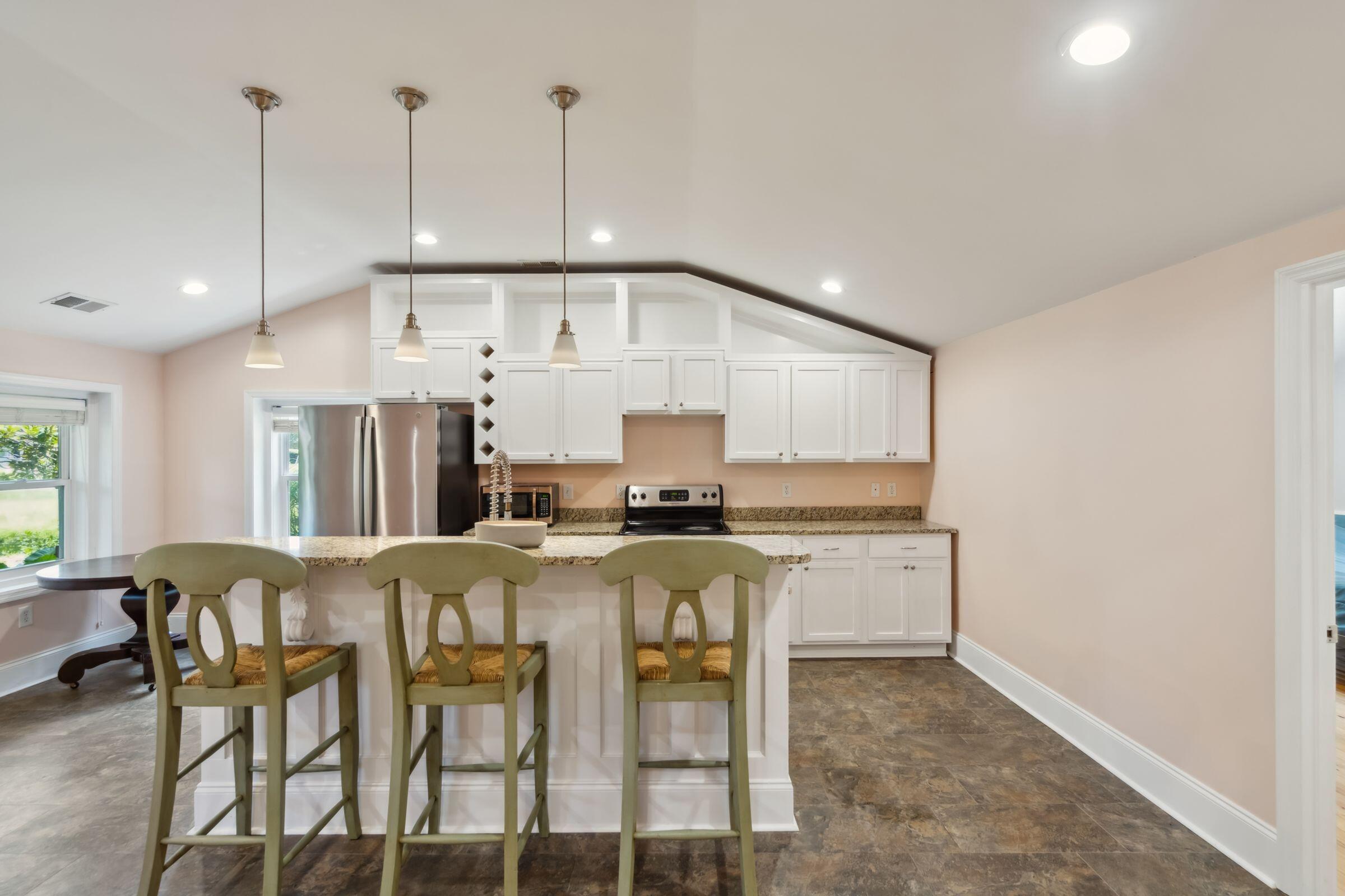1540 Fort Johnson Road Charleston, SC 29412 - Photo 17 of 45 Kitchen