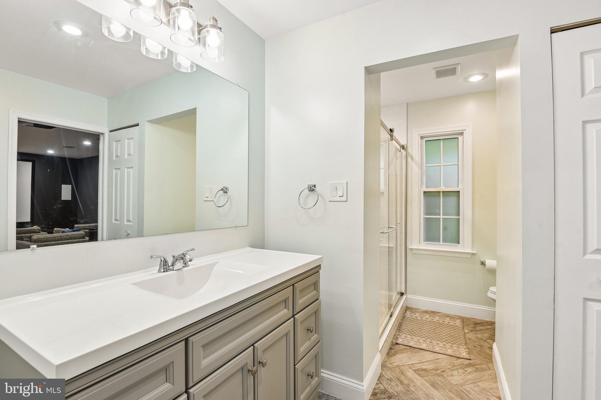 8715 Crestmont Lane Laurel, MD 20708 - Photo 23 of 46