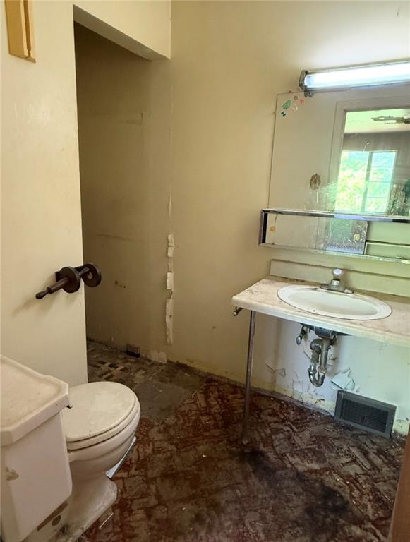3641 Green Garden Road Aliquippa, PA 15001 - Photo 13 of 20 Master Bathroom with Opening to Add Shower-Had Stackable Washer and Dryer